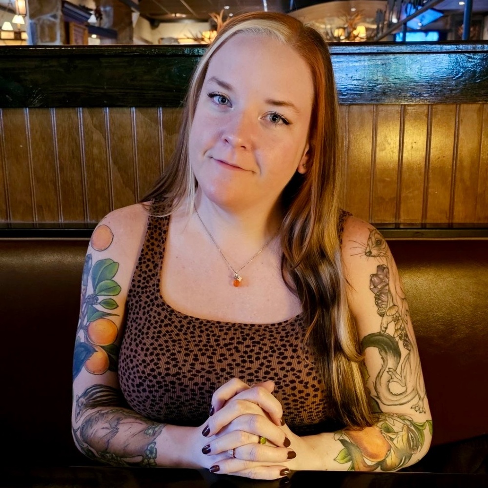 Meet your Posher, Julia